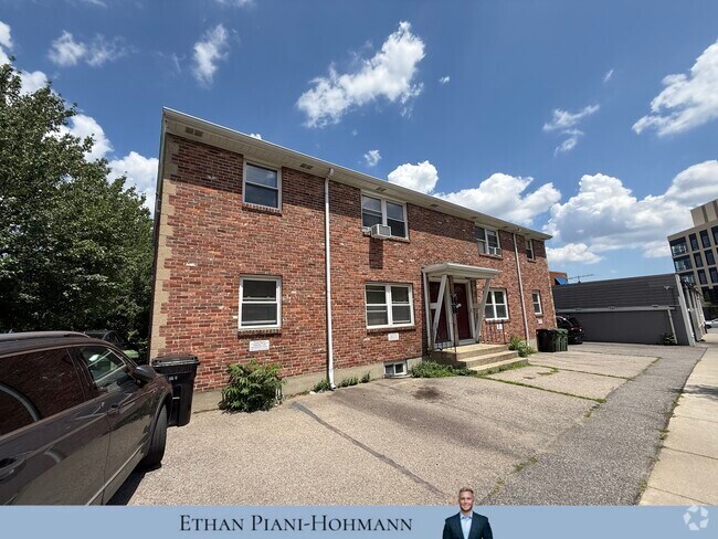 Building Photo - 17 Aldrich Rd