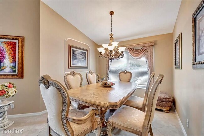 Foto del edificio - 3 br, 2.5 bath House - 6836 Rienzo St