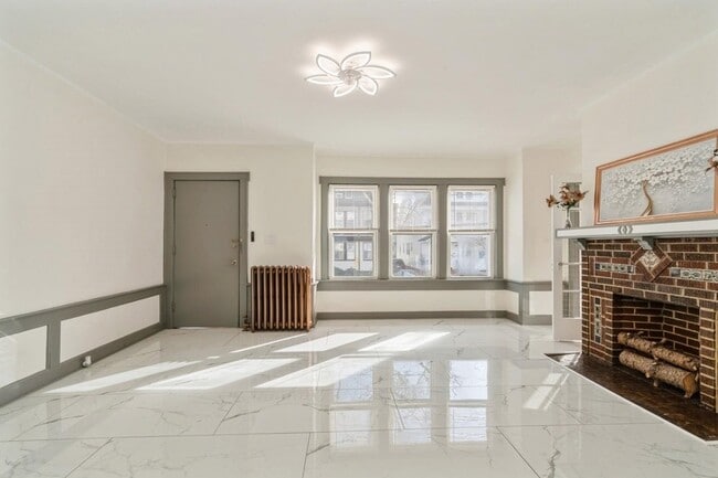 Building Photo - 41-43 Poe Avenue Unit First Floor