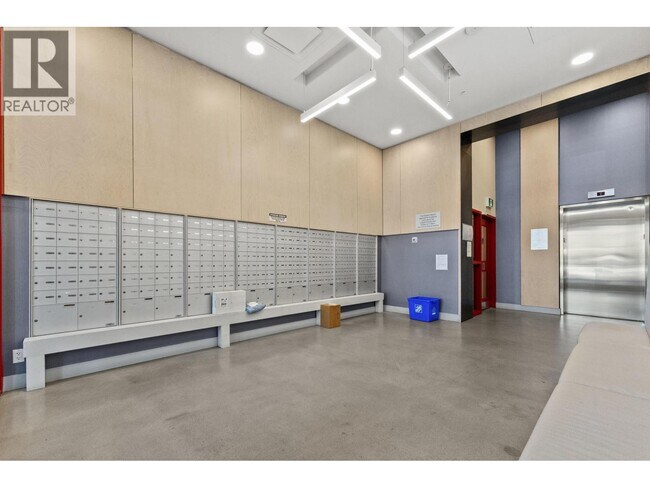 Photo du bâtiment - 180 E 2nd Ave