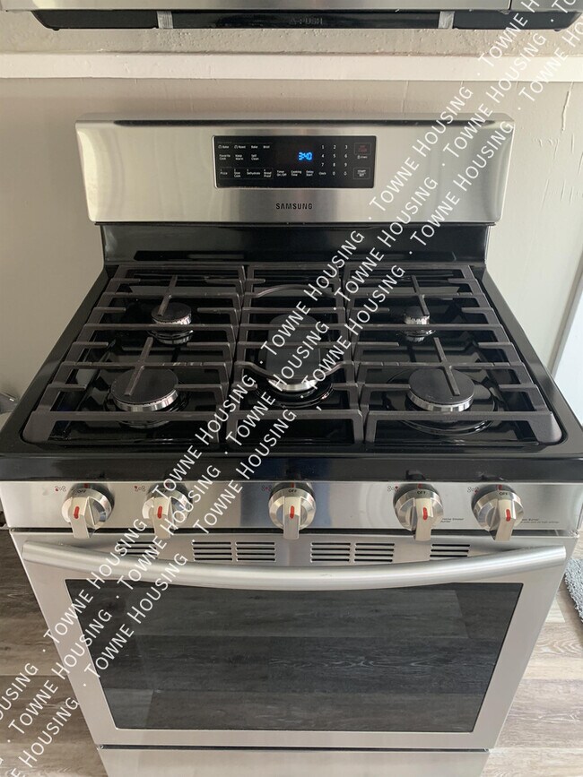 Foto del edificio - 1139 Walden Ave