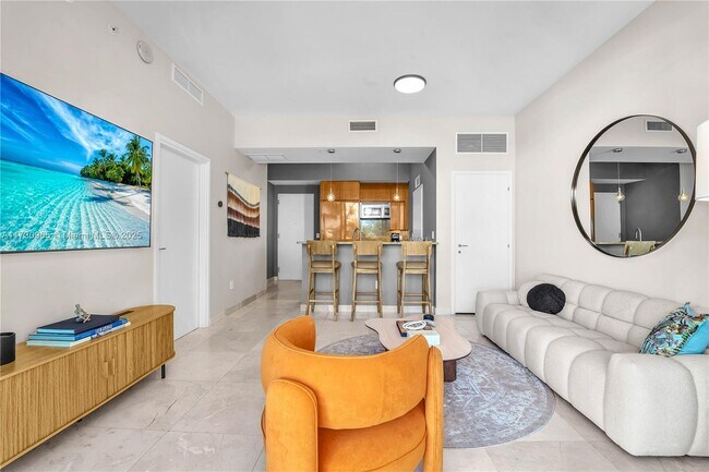 Foto del edificio - 50 South Pointe Dr