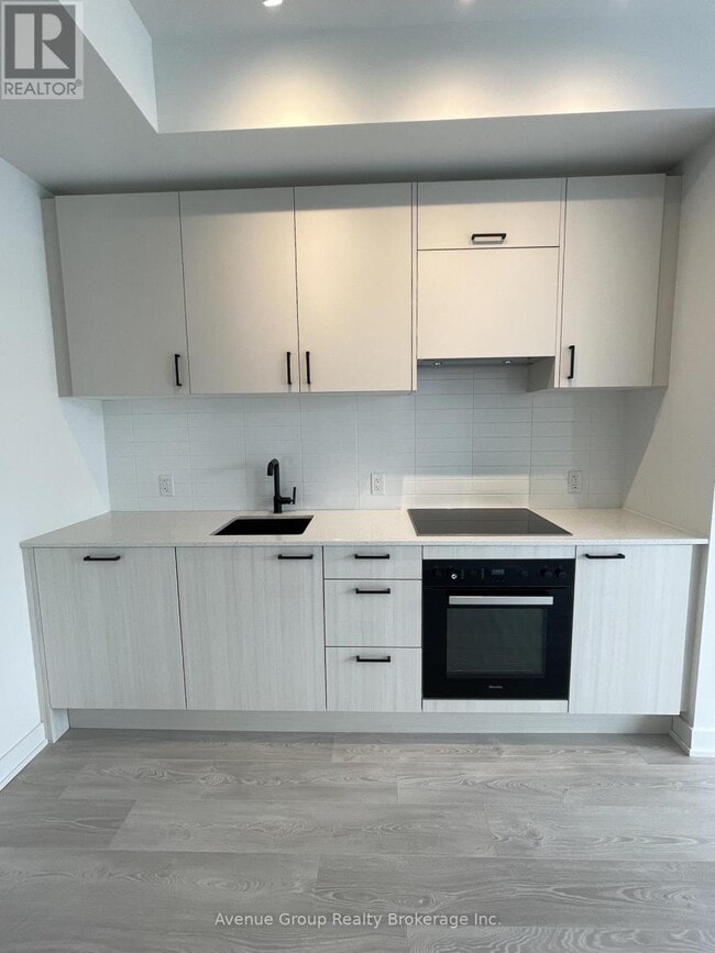 Building Photo - 1 Quarrington Lane