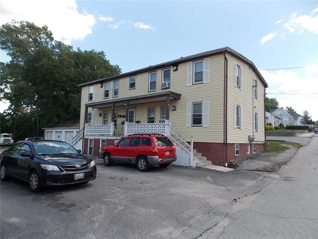 Building Photo - 75 Andrews Ave