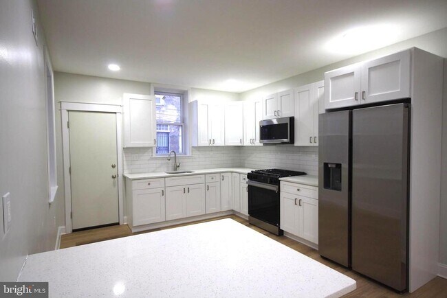 Foto del edificio - 5860 Osage Ave