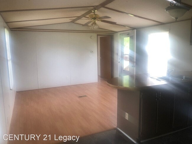 Building Photo - 2 br, 1 bath House - 119 Firewood Lane