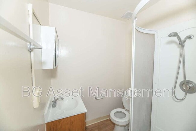 Building Photo - 1928 Ethan Way