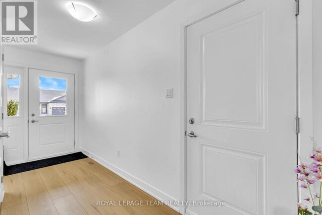 Building Photo - 181 Seabert Dr