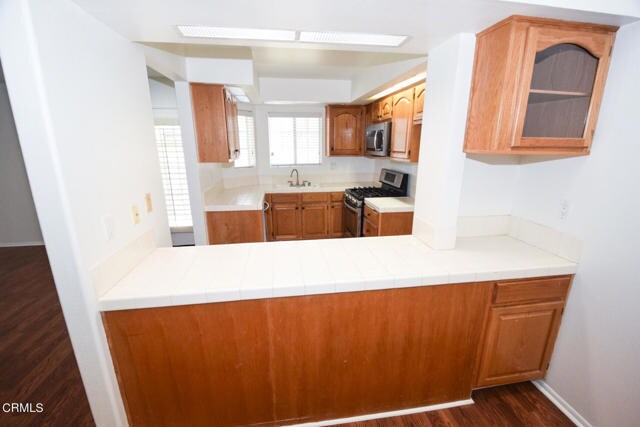 Building Photo - 804 Calle Los Gatos