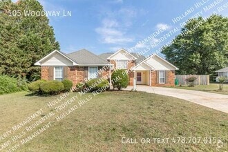Building Photo - 105 Woodway Ln
