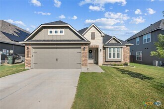 Building Photo - 1821 Holleman Dr
