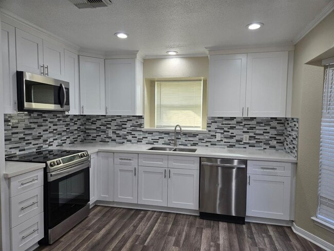 Building Photo - 4934 Dollar Reef Dr