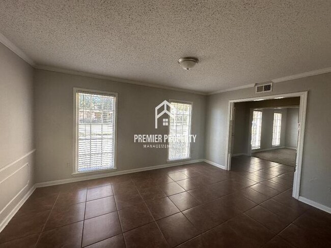 Building Photo - 3486 Kirby Pkwy