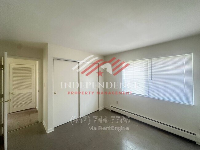 Foto del edificio - 807 E Trotwood Blvd