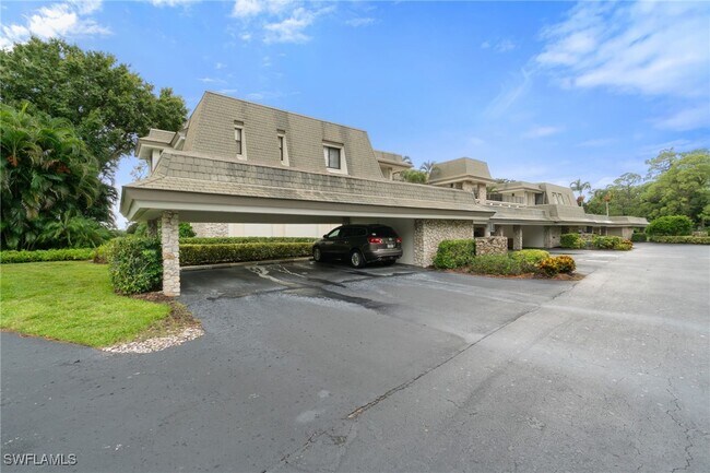 Foto del edificio - 425 Wildwood Ln