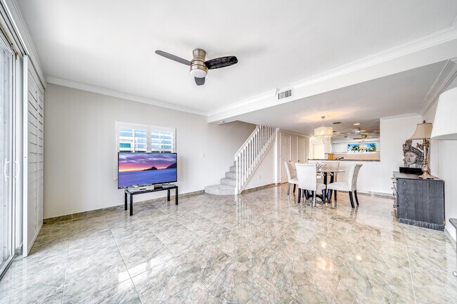 Foto del edificio - 892 Jeffery St