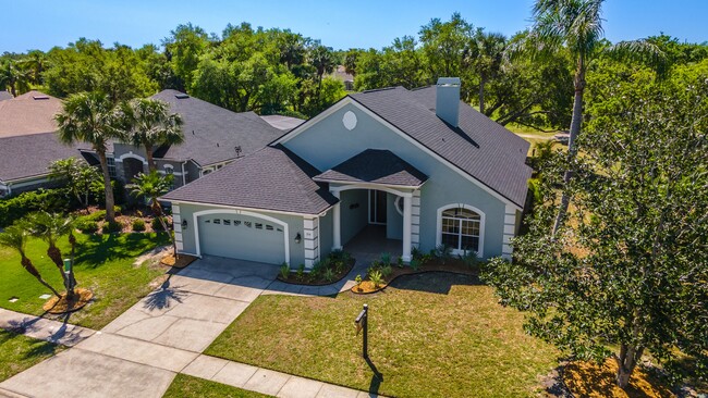 Photo - 1714 Golfview Dr House