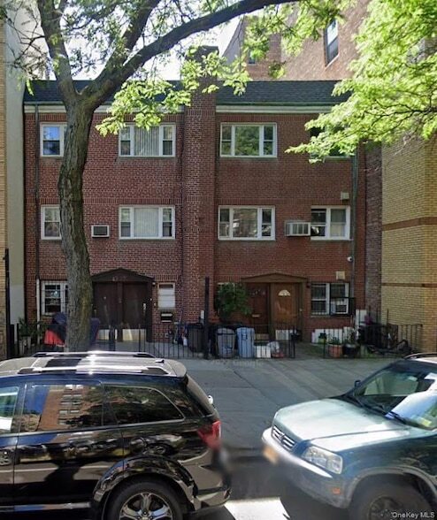 Foto principal - 43-19 43rd St