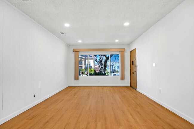 Foto del edificio - 6556 W 84th Pl