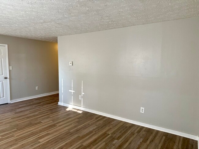 Foto del edificio - 51 Shields Ln