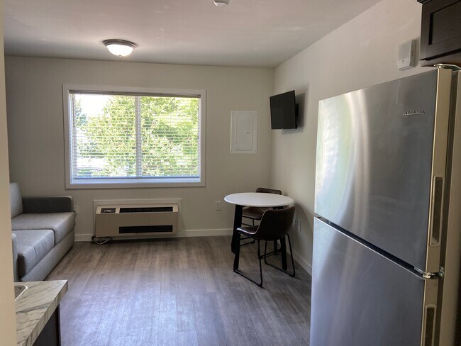 Foto del edificio - 612 Garnet St