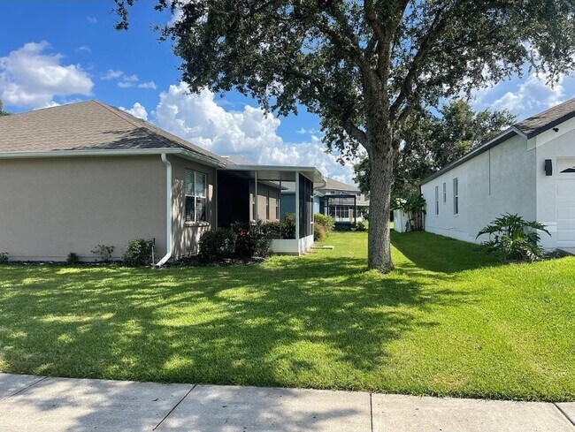 Foto del edificio - 4 bedroom 2 bathroom Sterling Hills Home