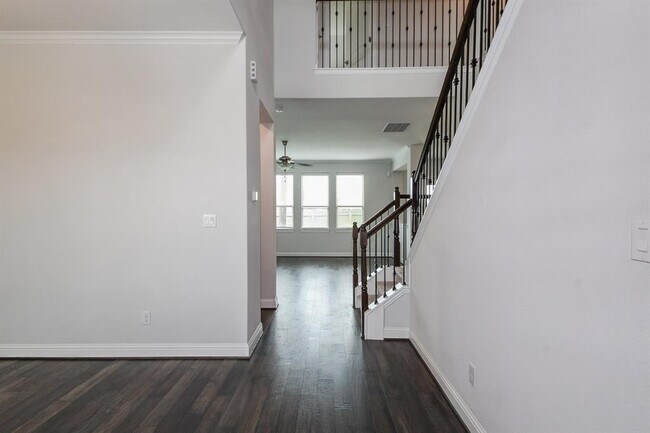 Building Photo - 3802 W Vicksburg Estates Dr