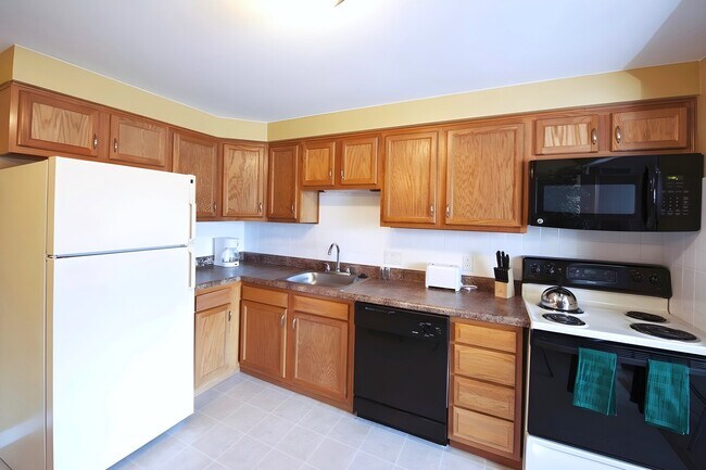 Foto del edificio - Hallmark Village