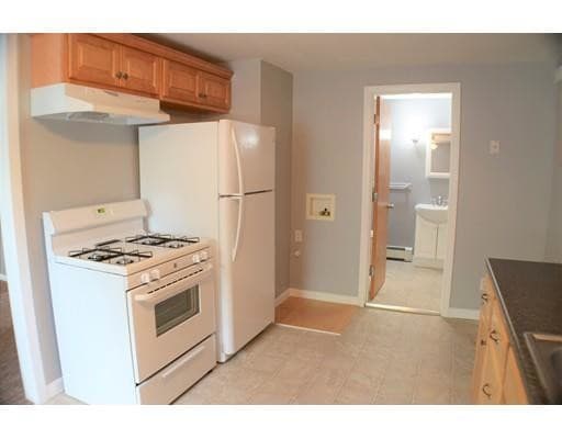 Building Photo - 58 Keene St