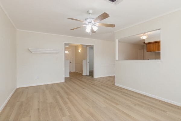 Building Photo - 407 Holly Ln