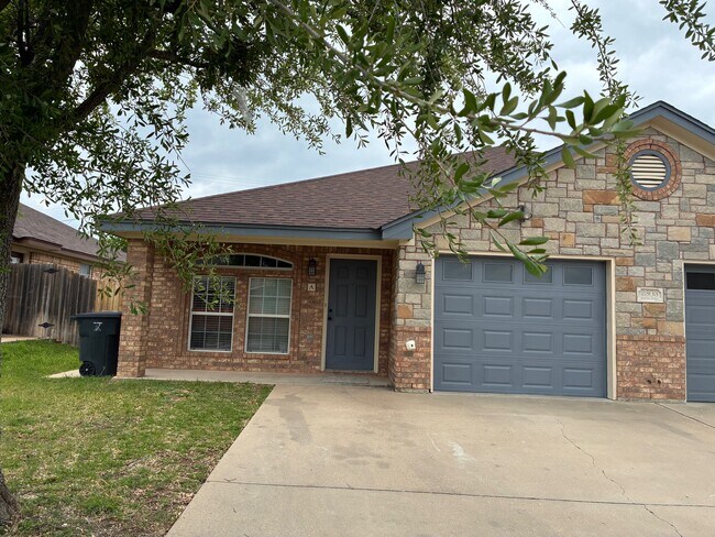 Building Photo - 2303 Bachelor Button Blvd