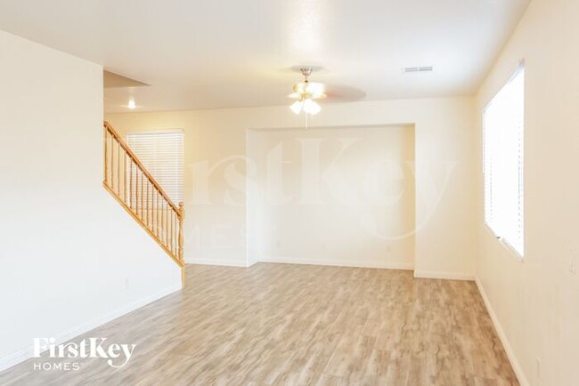 Building Photo - 8477 Garnet Peak Ct