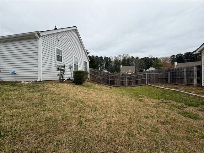 Foto del edificio - 2711 Highland Ridge NW