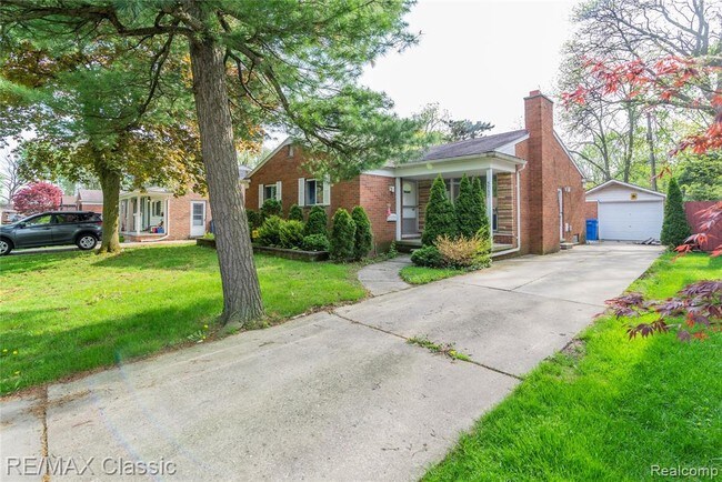 Building Photo - 5757 Heritage Ct