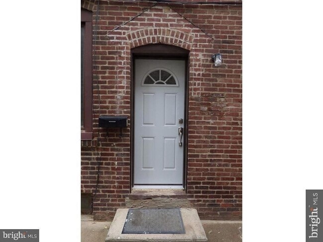 Building Photo - 574 Haddon Ave