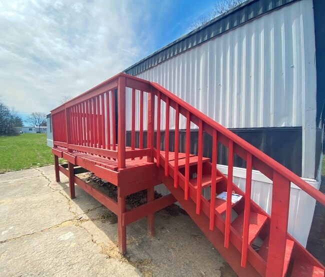 Building Photo - 777 E Yerby St