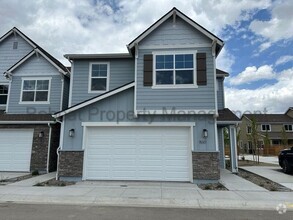 Building Photo - 860 Furlong Dr