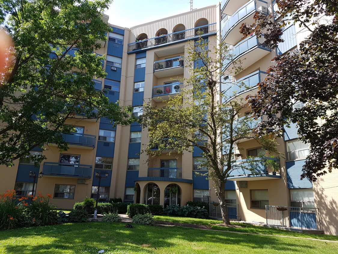 Photo principale - Bronte Estates