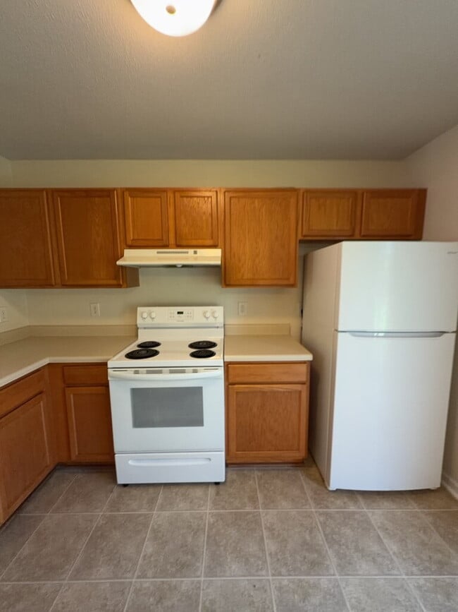 Building Photo - Charming 3 Bedroom, 2 Bath Home in Hubert-132 Daphne Drive