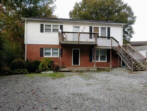 Building Photo - 1006 W Barton St