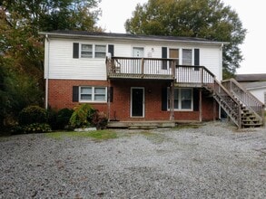 Building Photo - 1006 W Barton St