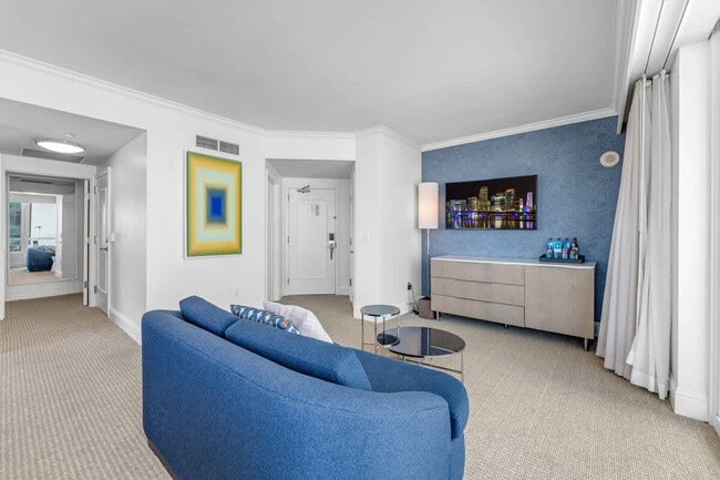 Building Photo - 4401 Collins Ave