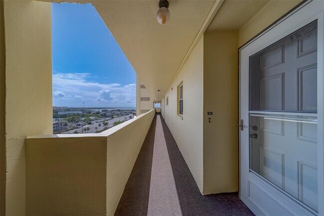 Foto del edificio - 4575 Cove Cir
