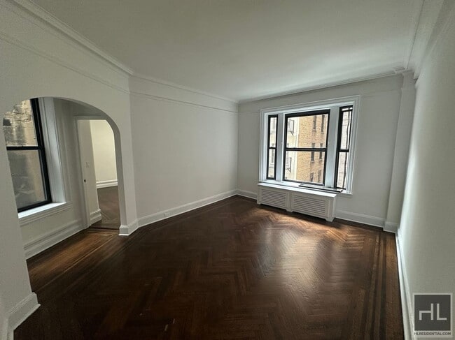 Building Photo - WEST 72 STREET