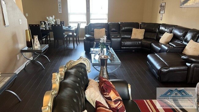 Foto del edificio - 182 Forestbrook Dr