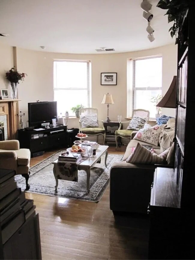 Foto del edificio - 102 Gainsborough St