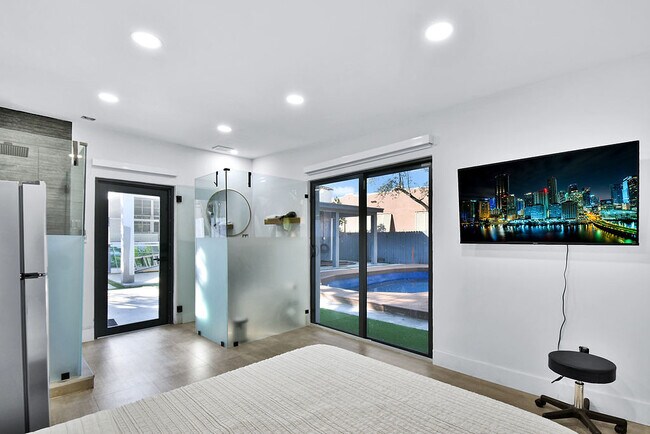 Foto del edificio - 85 NW 47th St