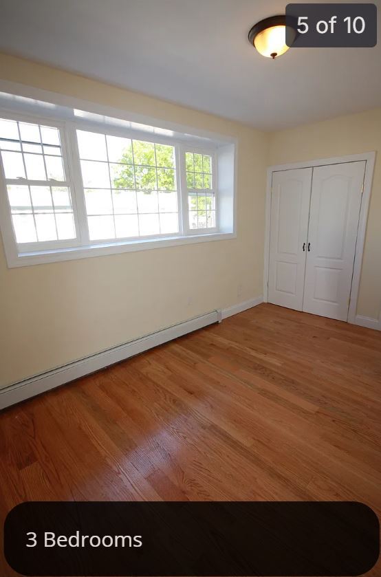 Foto del edificio - 9329 Eldert Ln