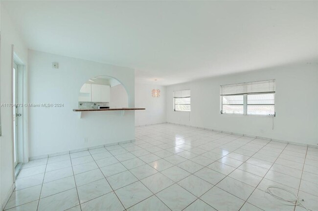 Foto del edificio - 2 bedroom in Hollywood FL 33020