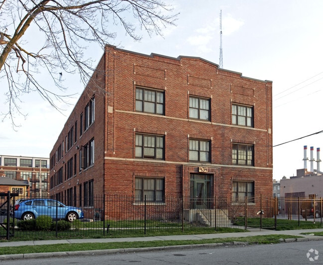 Primary Photo - 434 W Alexandrine St